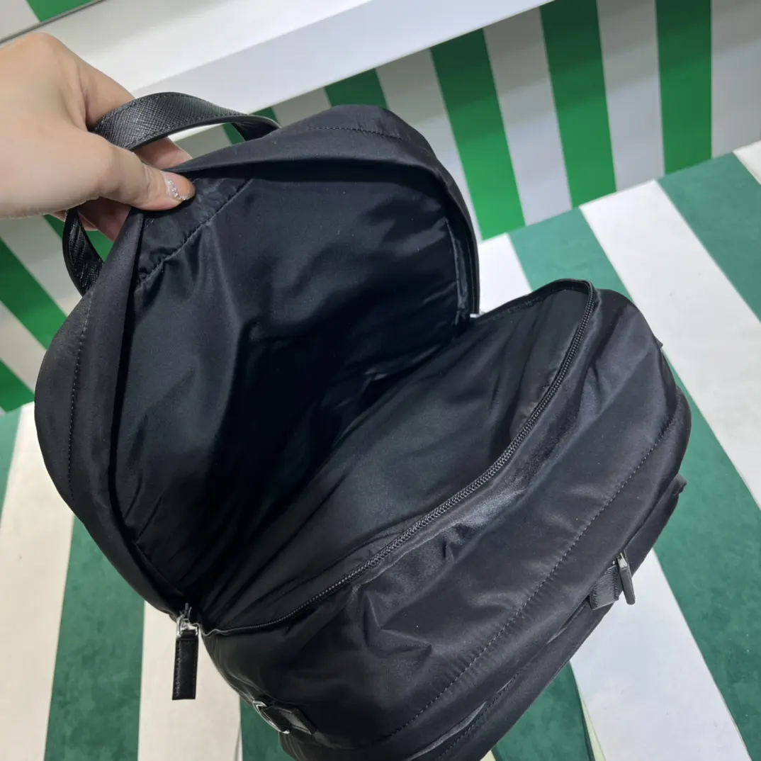 帆布 批 α王炸来袭 ︎ 不得不说始终是世界不 雙肩包 实用雙肩款