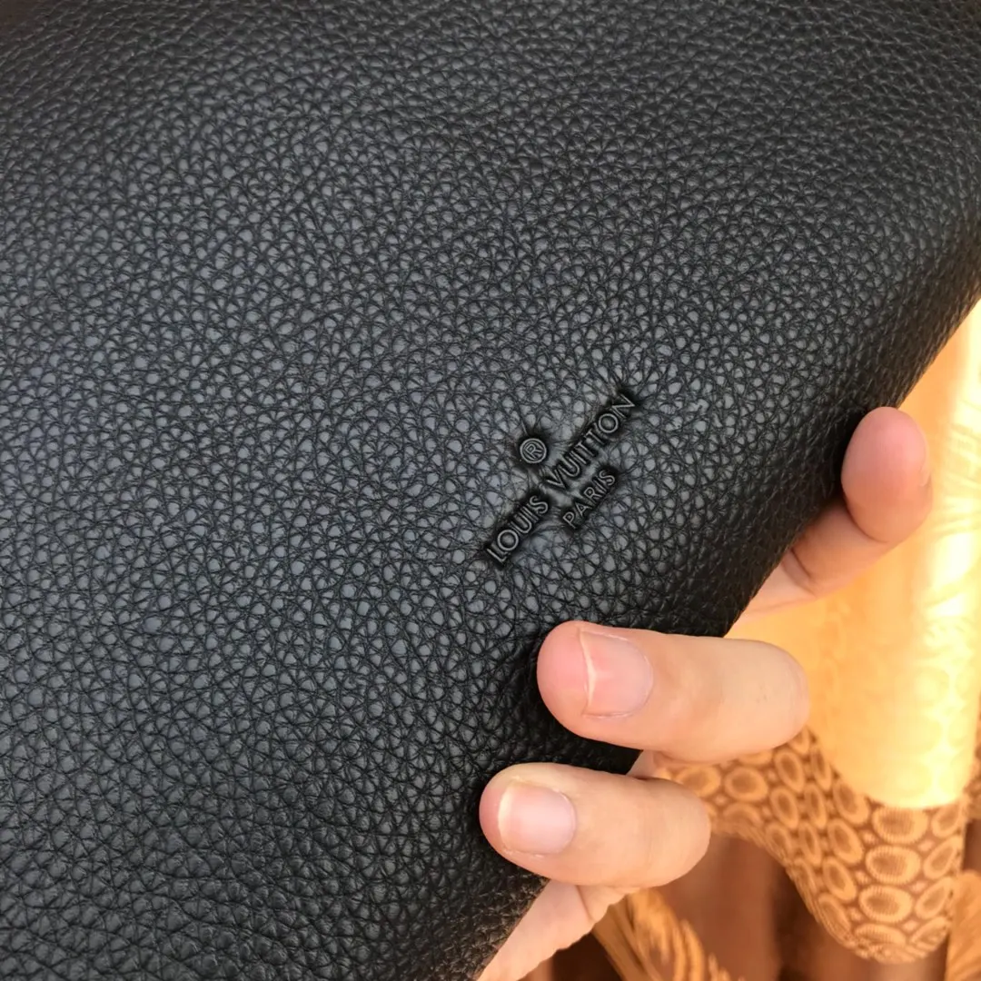 Louis Vuitton Black Clutch Bag Image 9 Louis Vuitton Black Clutch Bag Image 9