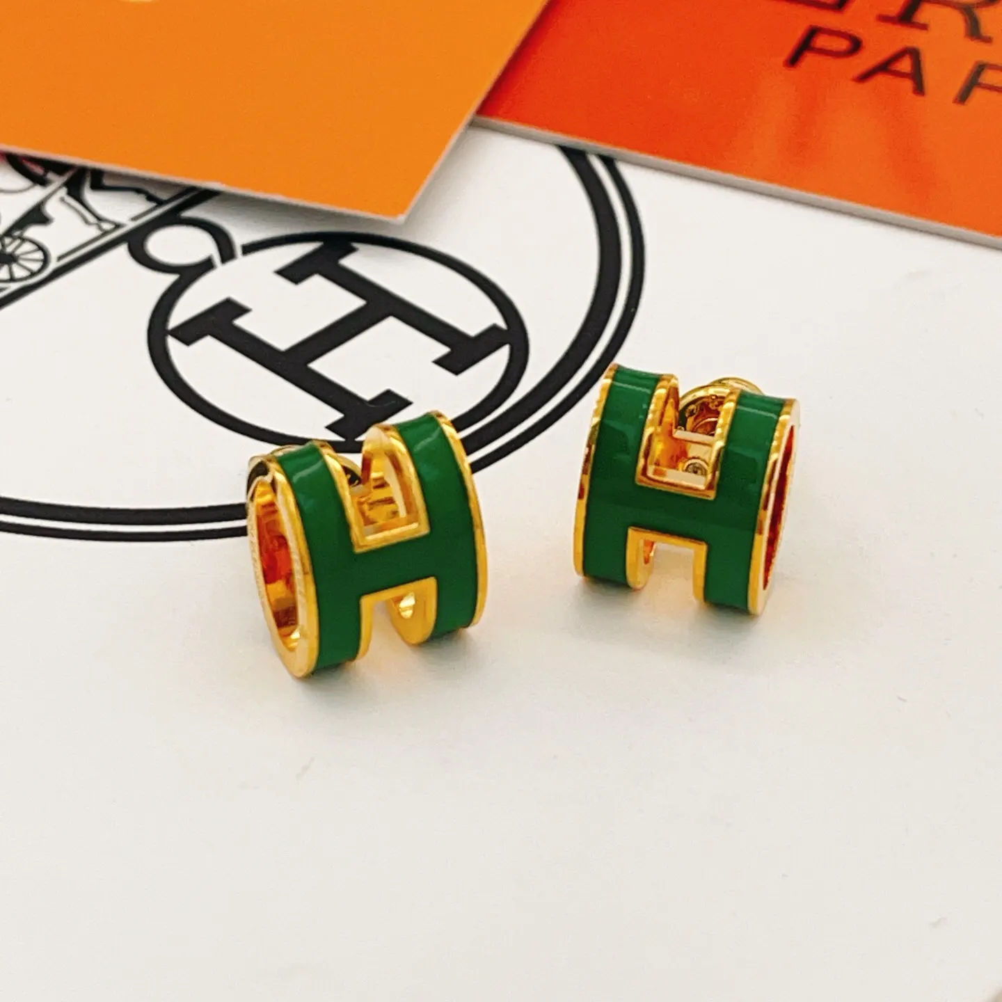 Hermes 金色 綠色 大号 耳钉 小巧点缀款