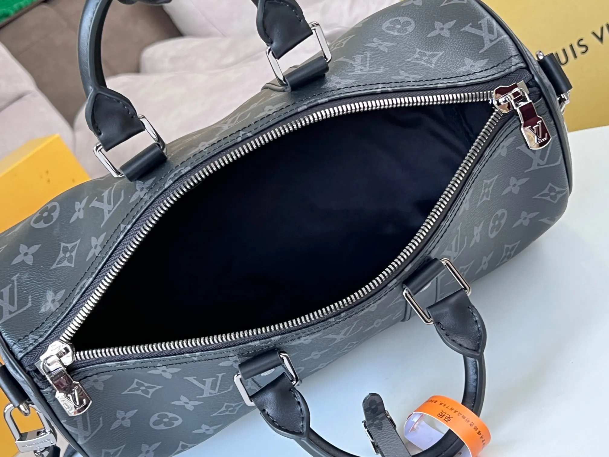 Black Fashion Item Travel Canvas