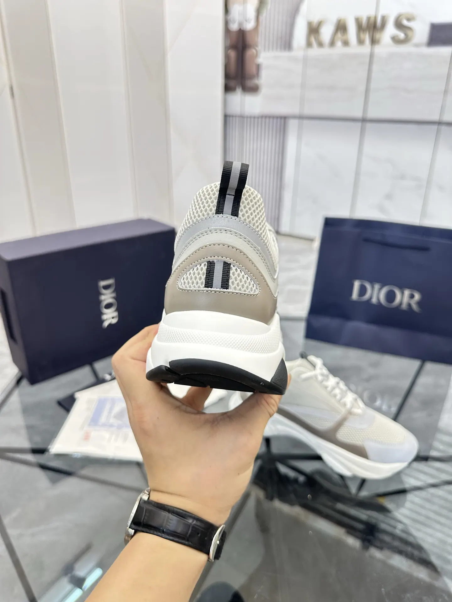 Dior B22 米白色牛皮休闲鞋 低帮
