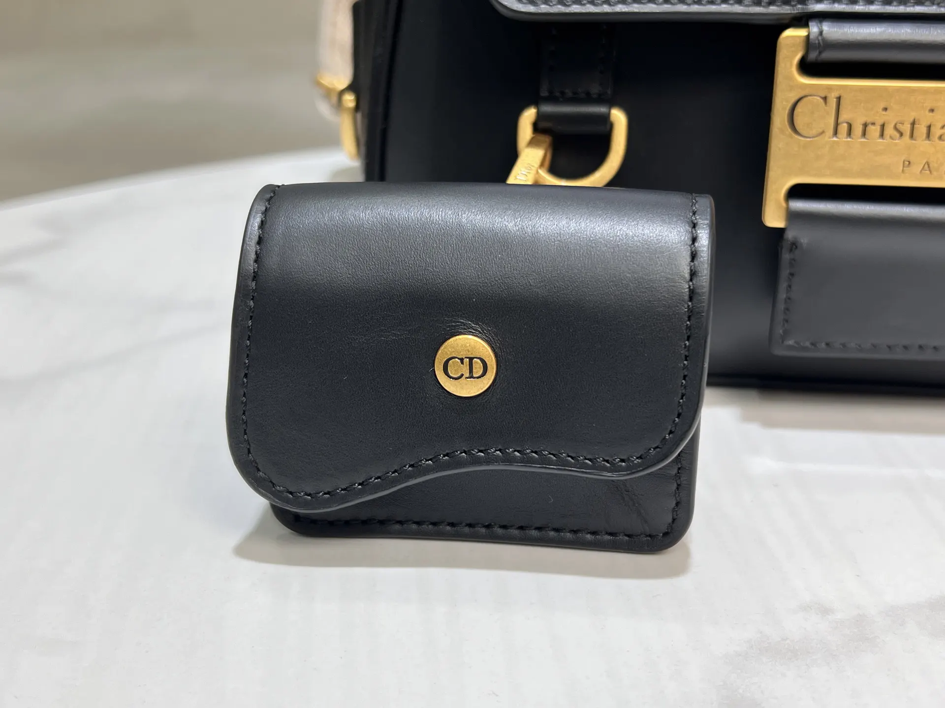 Dior Lady Dior 小号 黑色 皮革 手提包