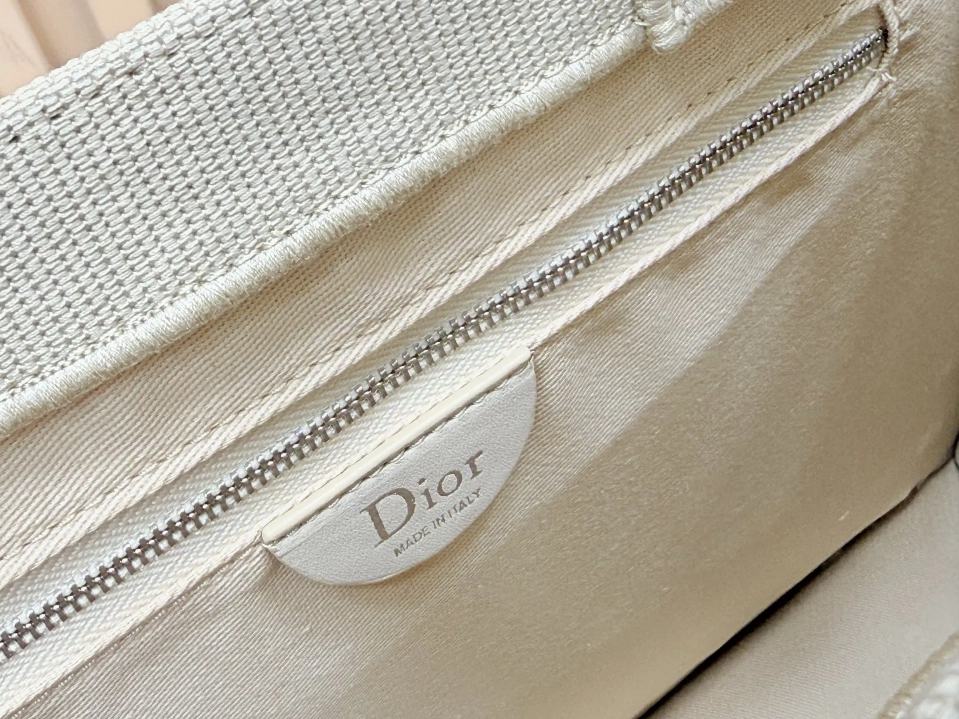 Dior Book Tote 托特包 大容量托特款