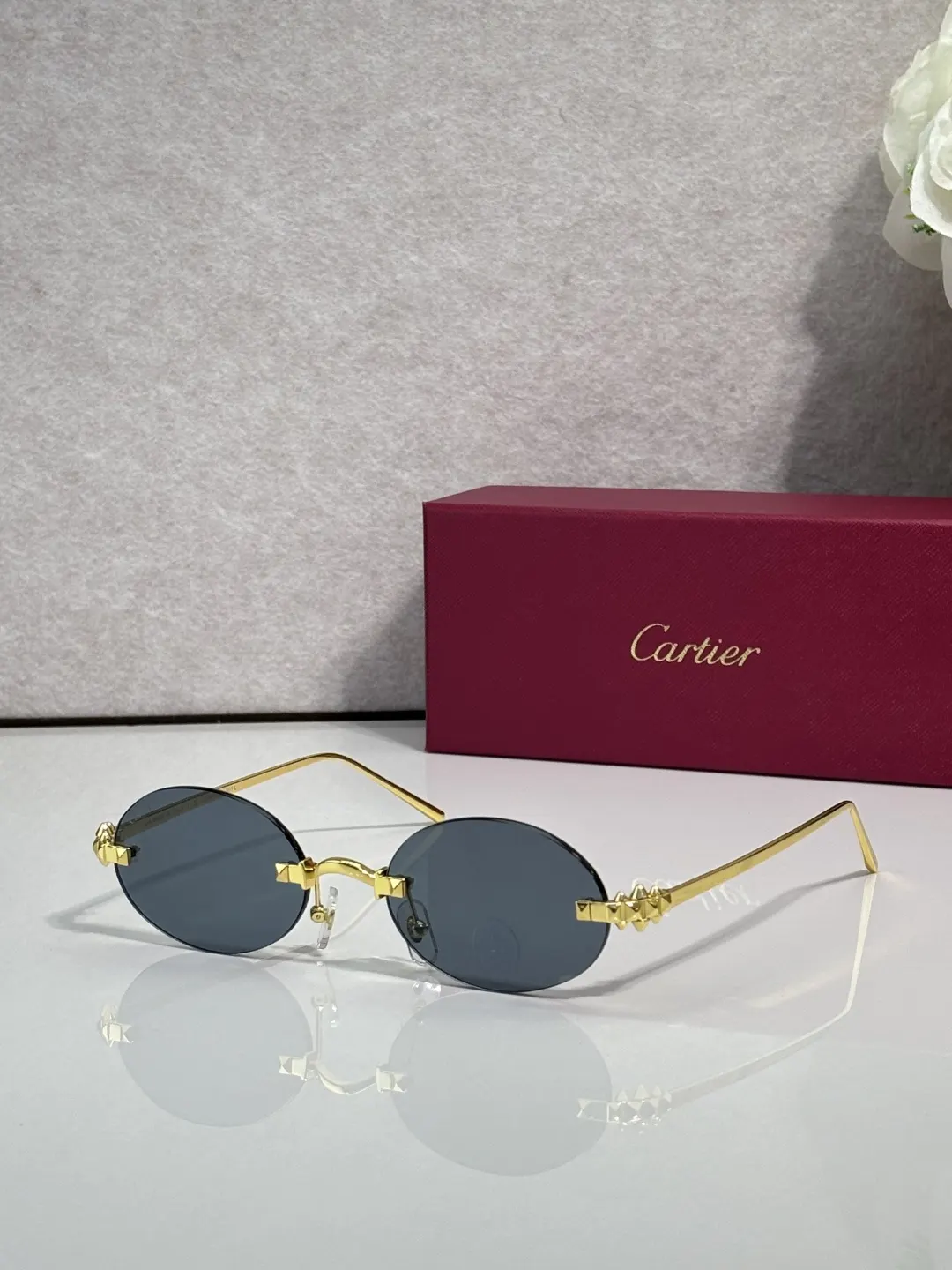 Cartier 墨镜 時尚防晒款