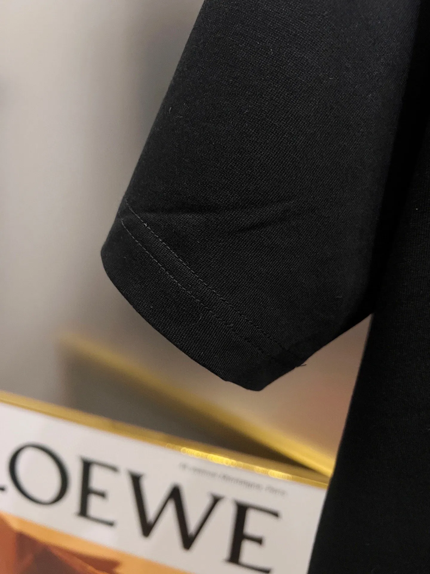 Balenciaga 黑色 純棉 Logo 短袖T恤 宽松休閒(數字6) Balenciaga 黑色 純棉 Logo 短袖T恤 宽松休閒(數字6)