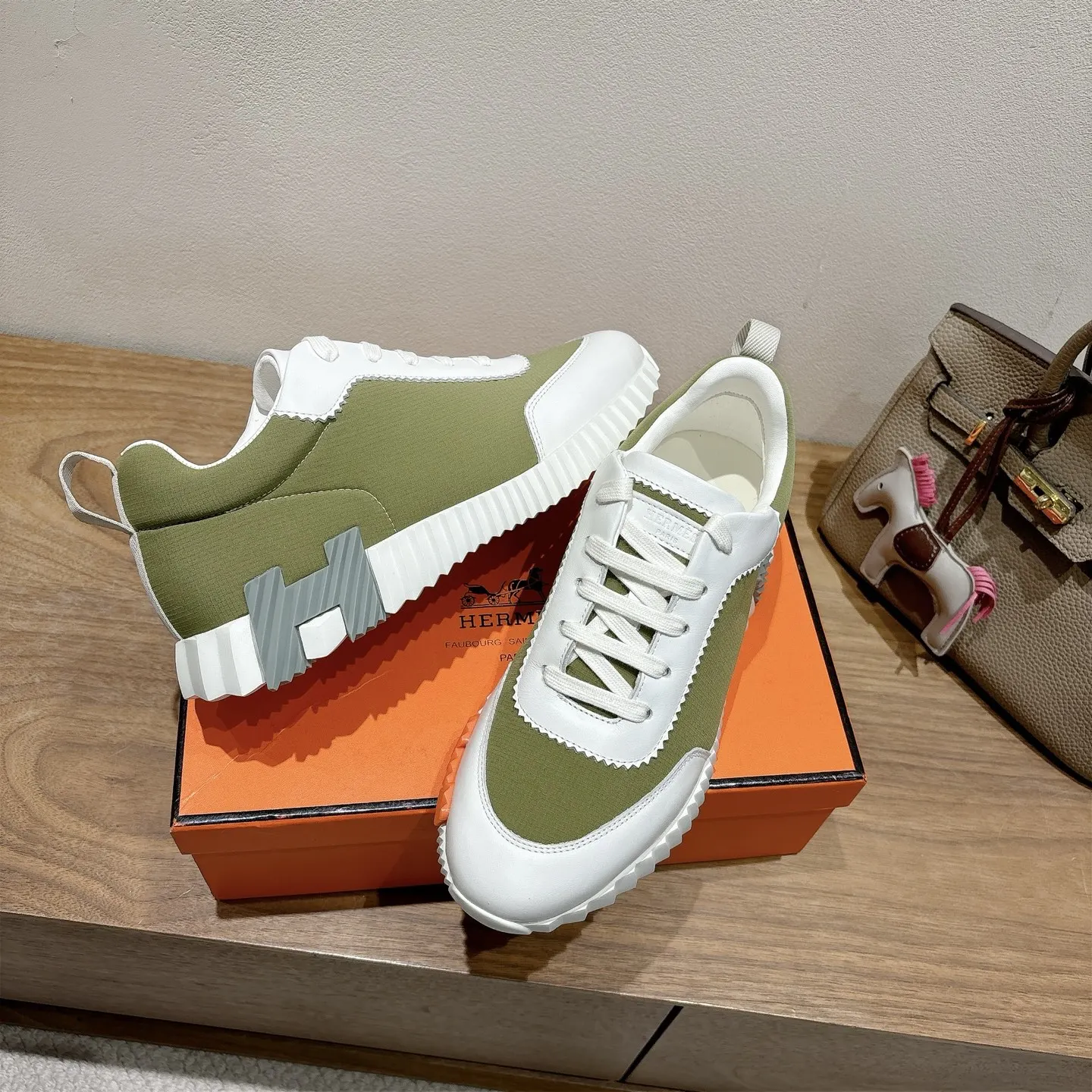Hermès SS 运动鞋(數字5) Hermès SS 运动鞋(數字5)
