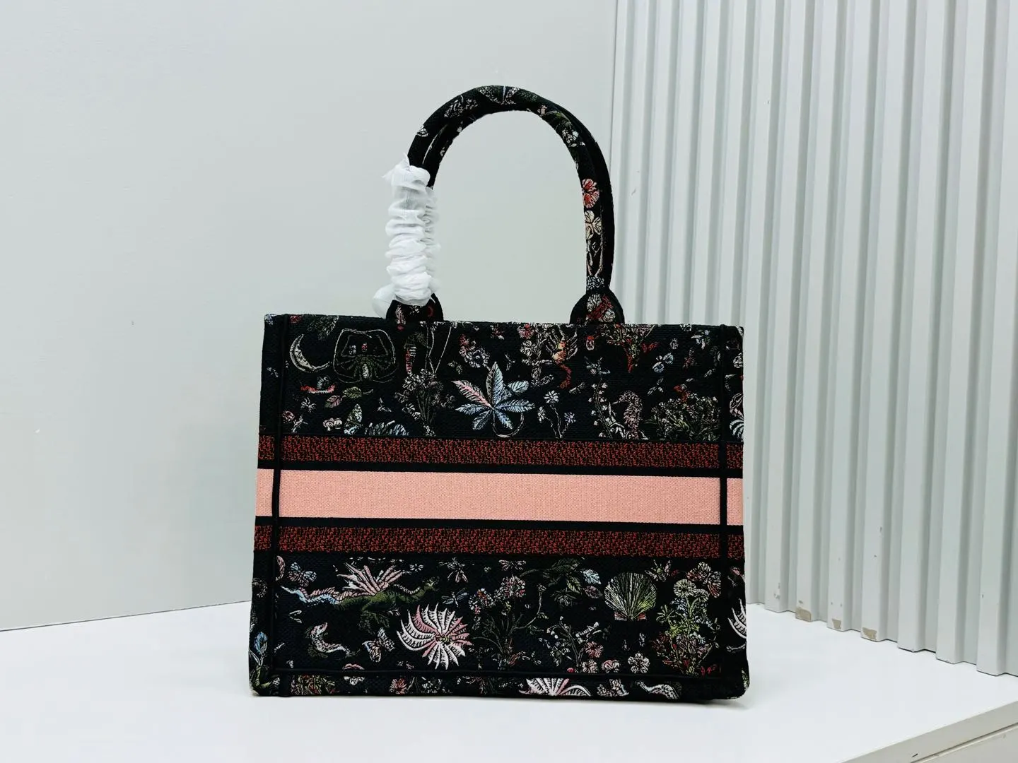 Dior Book Tote 刺绣 托特包