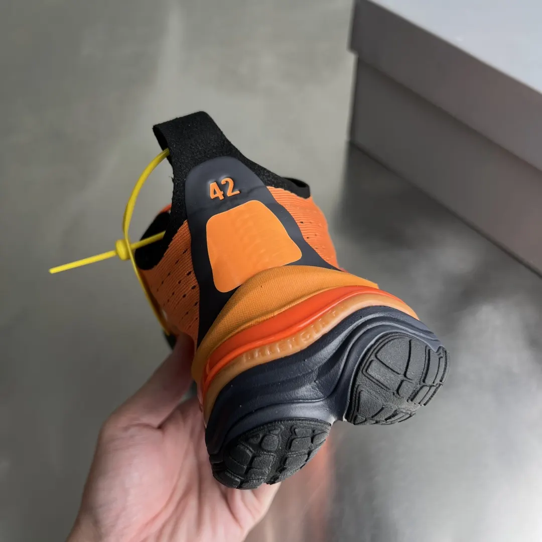 Balenciaga Runner 橙色 运动鞋 休閒运动(數字8) Balenciaga Runner 橙色 运动鞋 休閒运动(數字8)