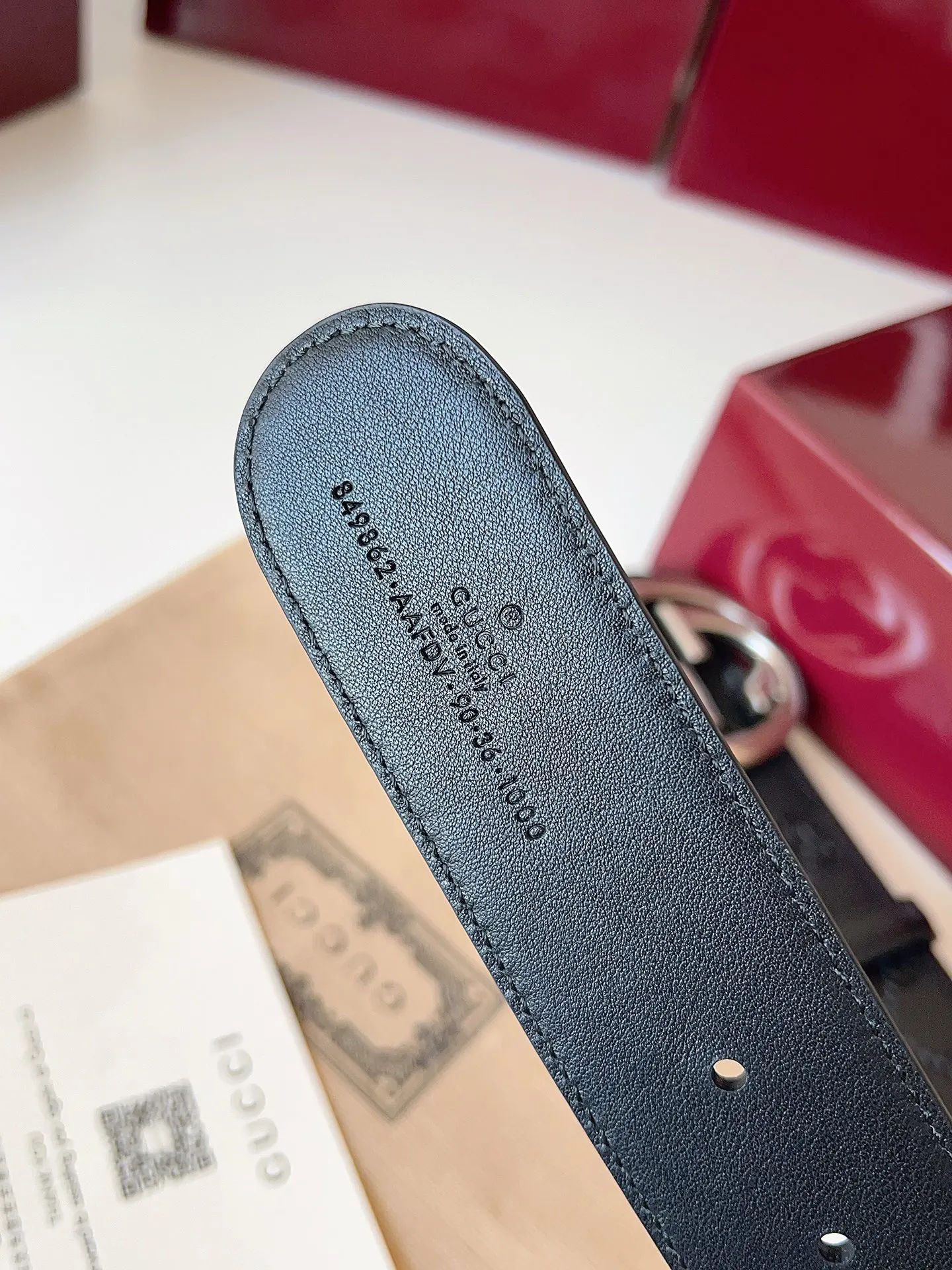 Gucci Double G 雙G扣牛皮腰帶