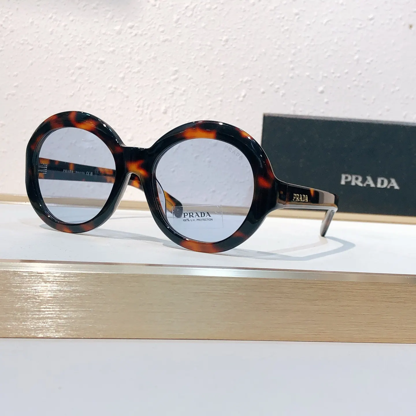 Prada 墨镜 时尚防晒款 款13