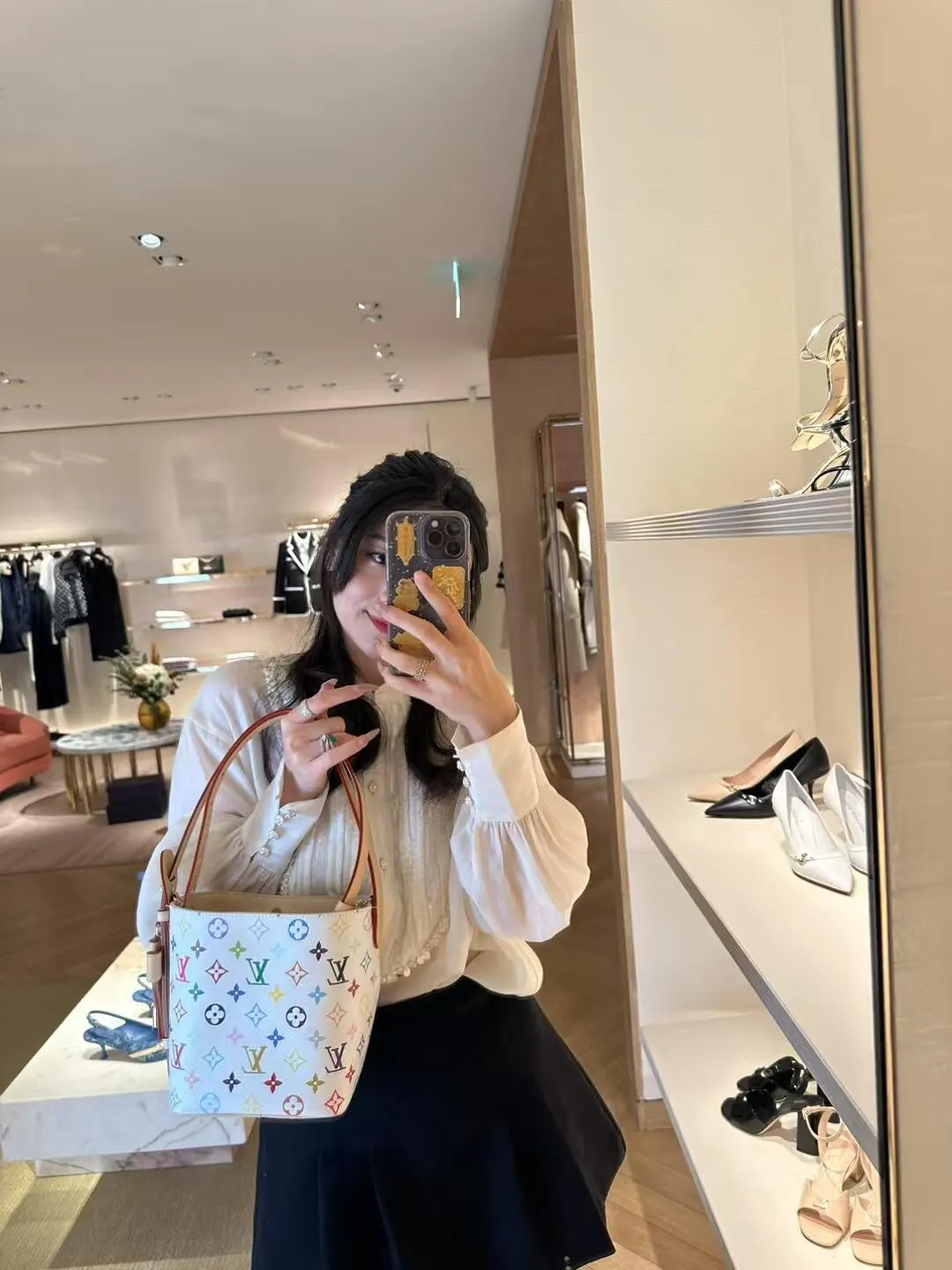 白三彩allin bb 怎么会这么可爱呀 温柔女孩该 水桶包 休闲水桶款