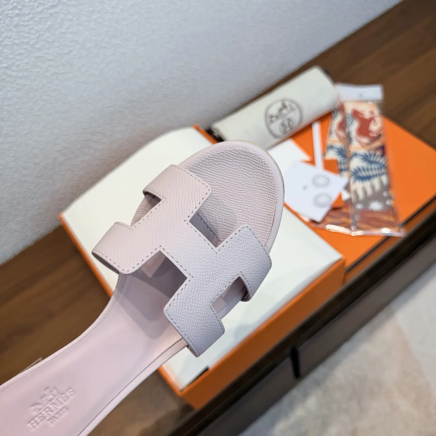 Hermès Oran 经典全色系 拖鞋 舒适