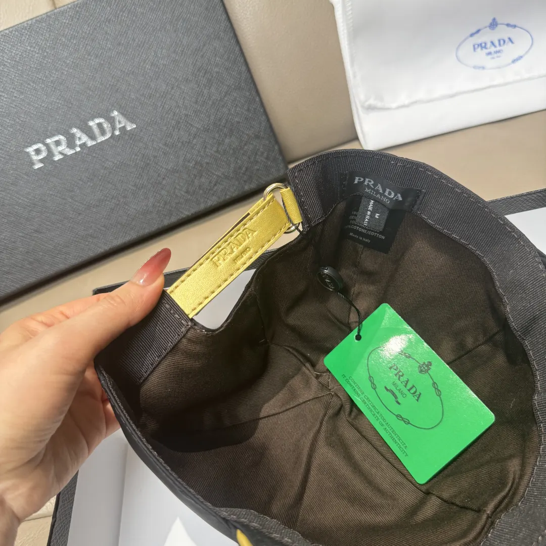 Prada 牛皮 棒球帽 日常休闲款 款7