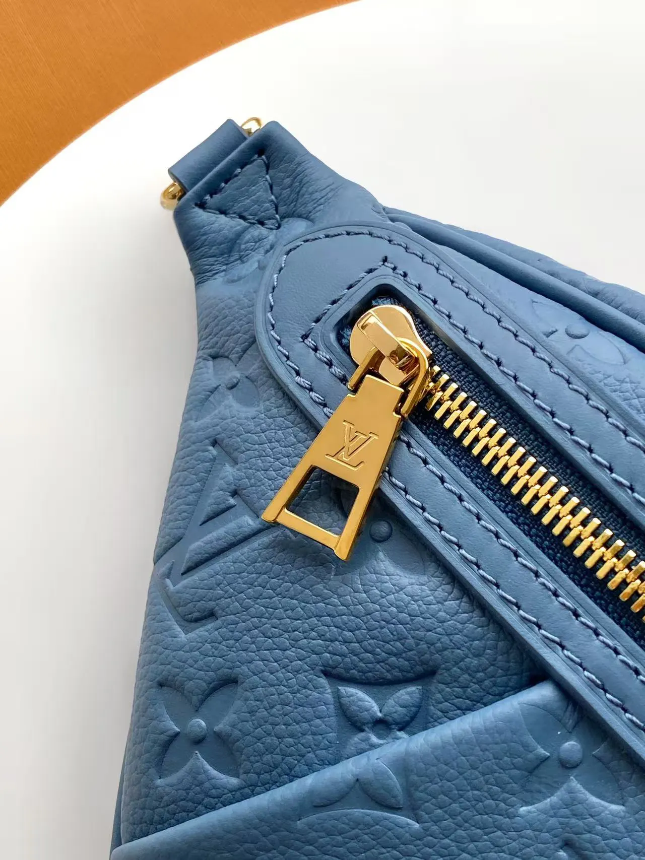 Gold Belt Bag Casual Leather
