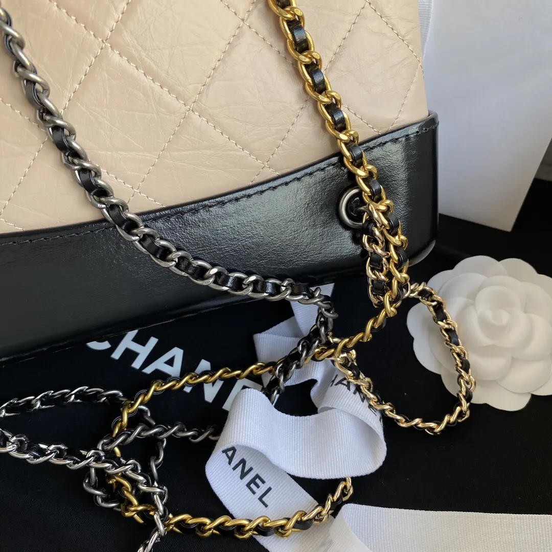 CHANEL 厂价 双肩包 实用双肩款