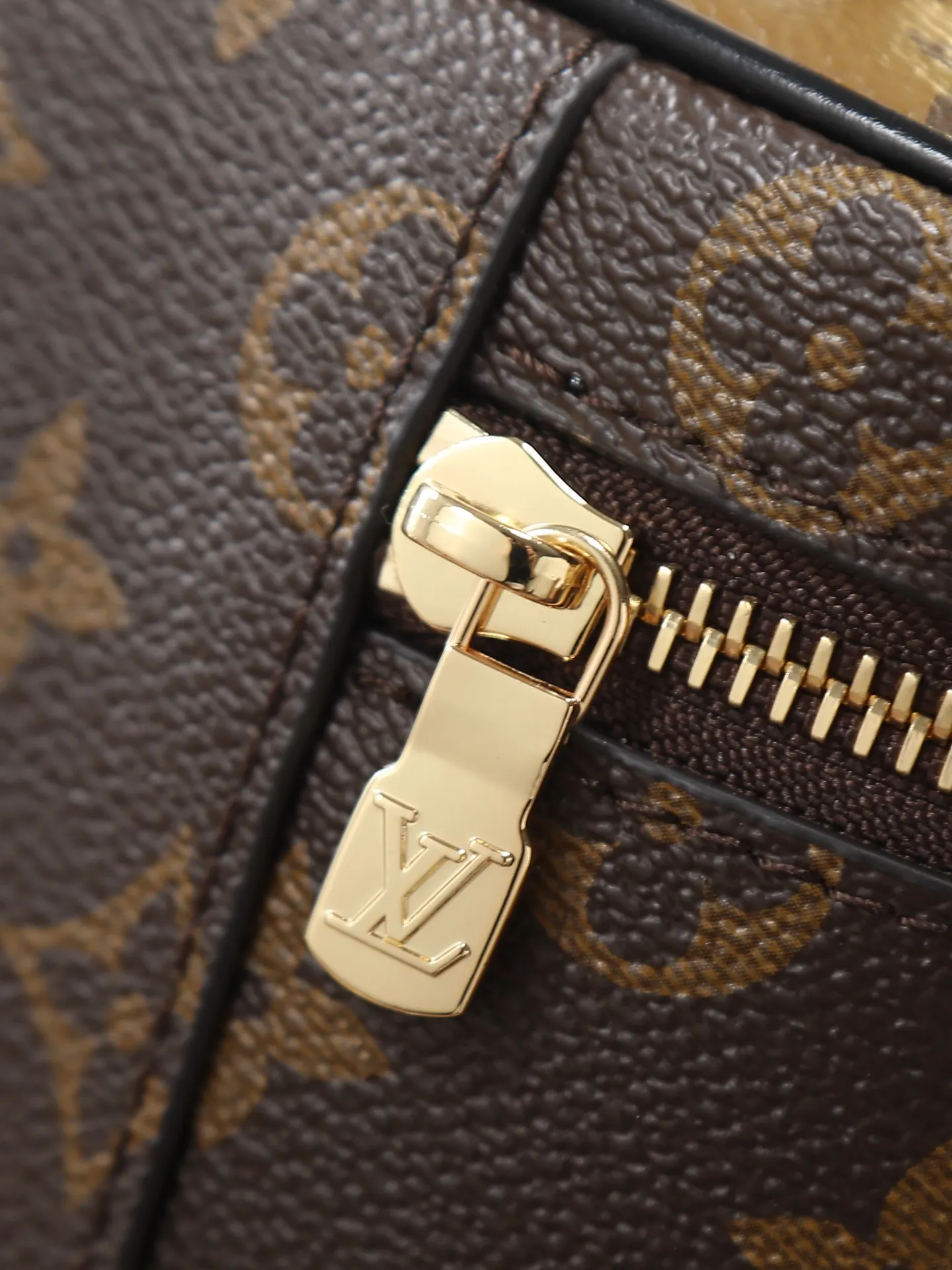 Louis Vuitton Cosmetic Pouch Canvas