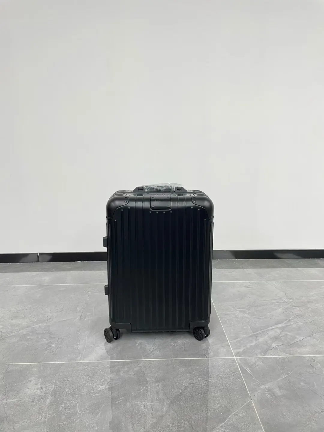 黑色 銀色 Rimowa日默瓦 Original 系列 全 行李箱 旅行拉杆款 輕便出行款