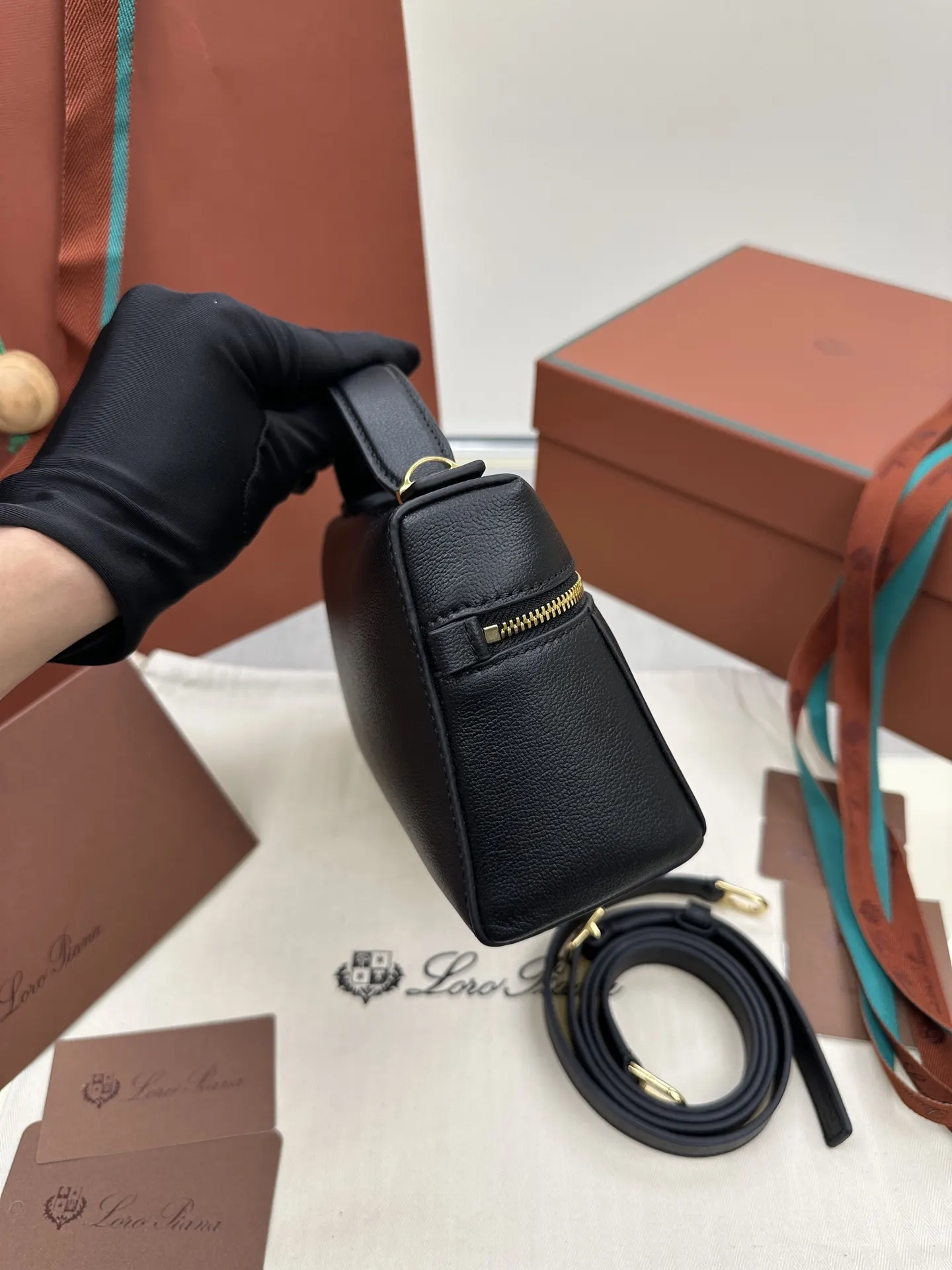 Saddle 黑色 牛皮 收纳包 旅行收纳款
