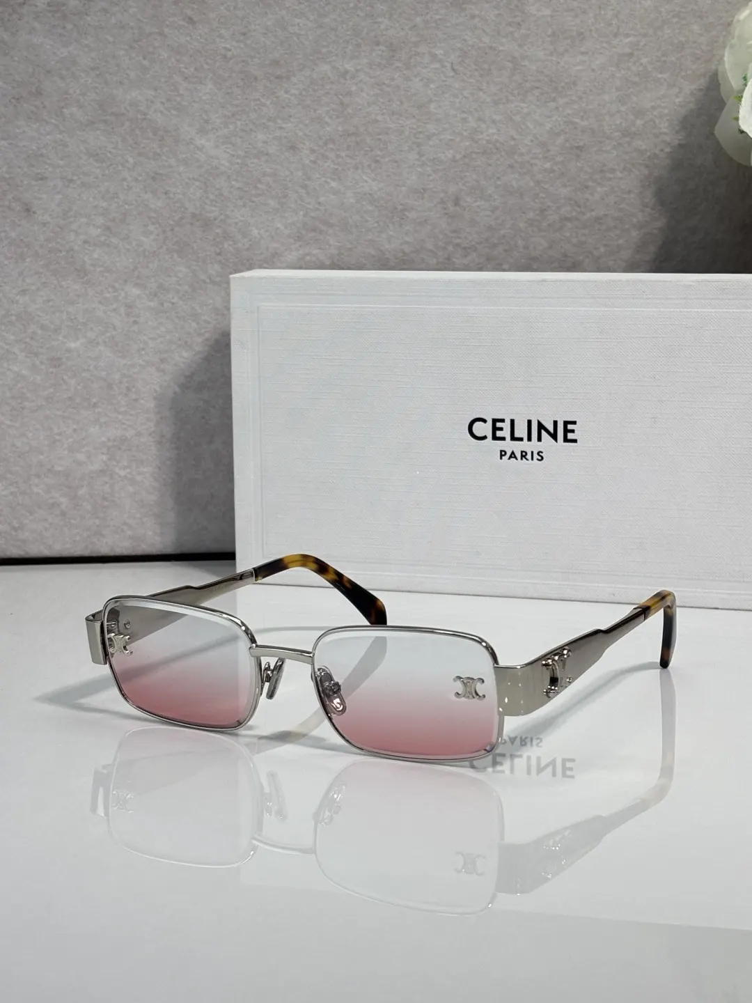 Fashion Item Fashion