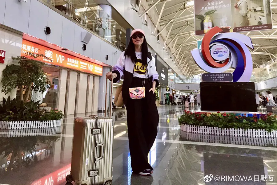 超大容量实用款 冰箱款 人短途出门旅行 出国购 行李箱 旅行拉杆款 輕便出行款
