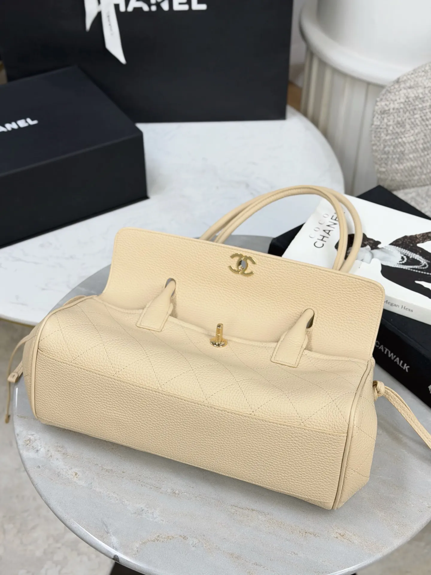 Chanel 牛皮托特購物包 手提單肩 托特包(數字5) Chanel 牛皮托特購物包 手提單肩 托特包(數字5)