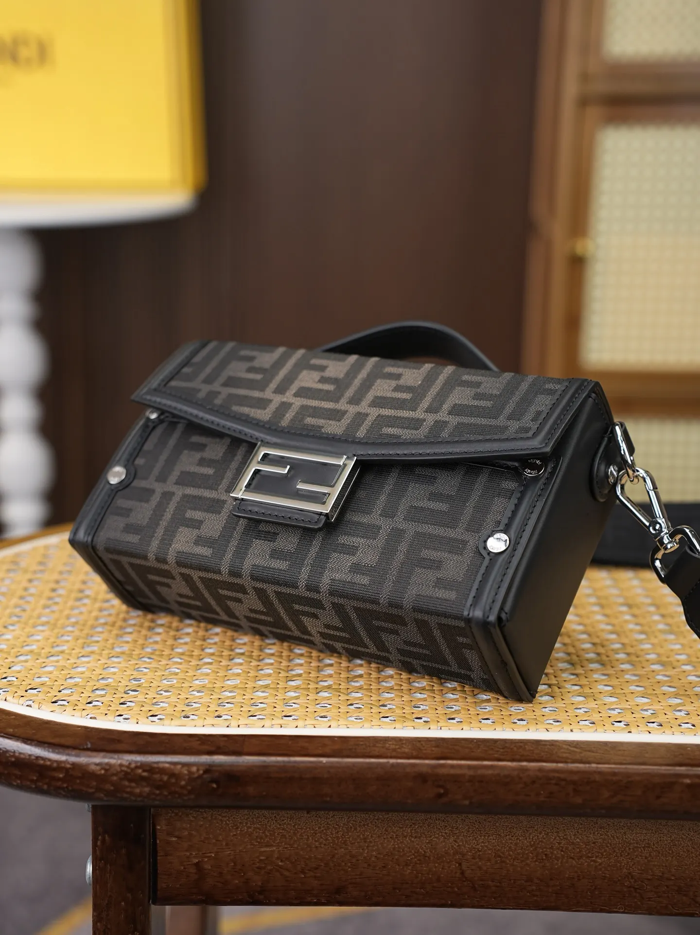 Top Handle Bag Commuter Leather