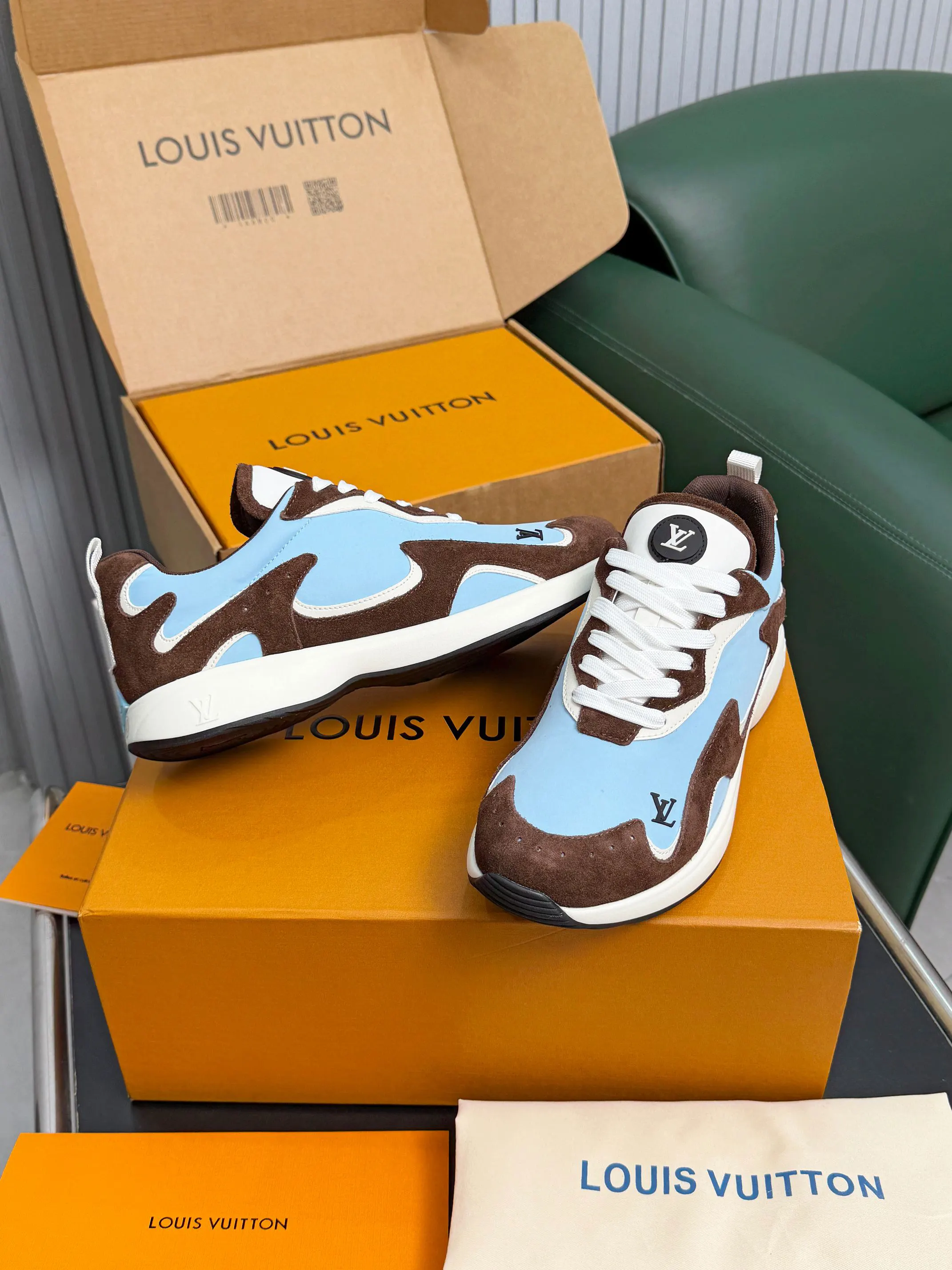 Louis Vuitton 运动鞋