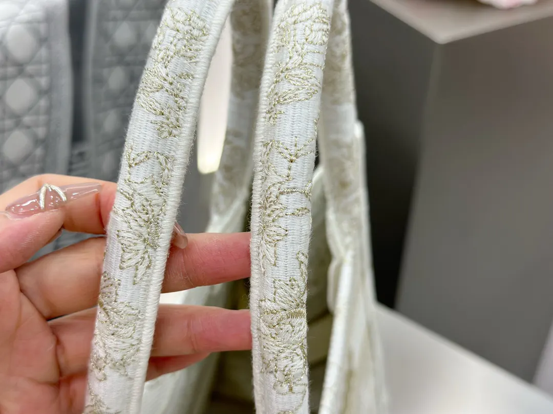 中号托特 白金蝴蝶效应 托特包 大容量托特款