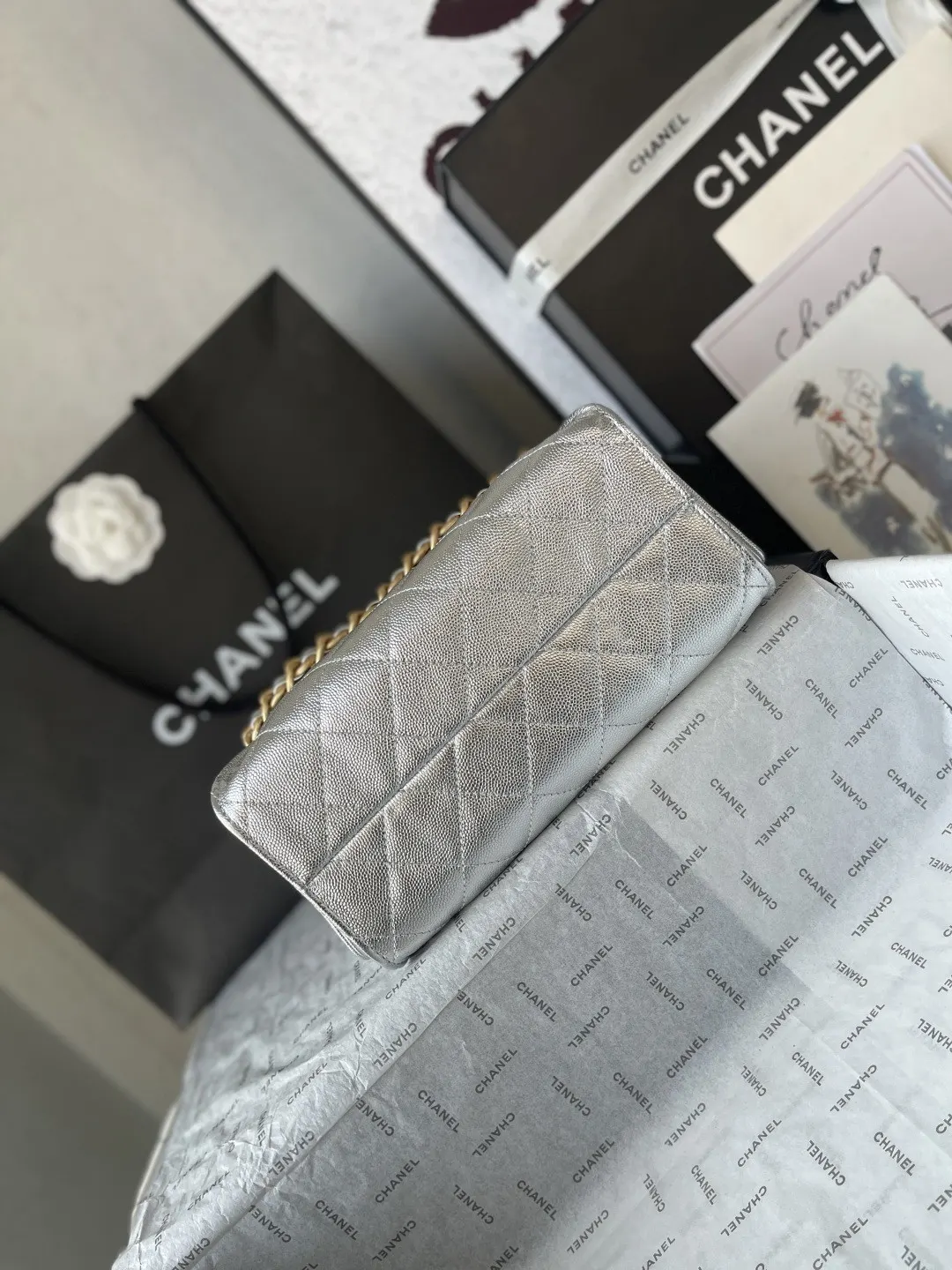 CHANEL 白色 银色 小牛皮 腋下包 复古腋下背款