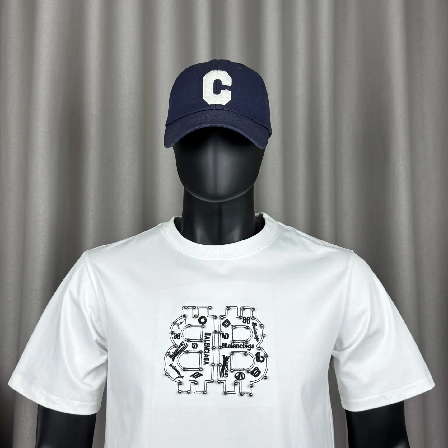 Balenciaga 黑色 純棉 Logo 短袖T恤(數字4) Balenciaga 黑色 純棉 Logo 短袖T恤(數字4)