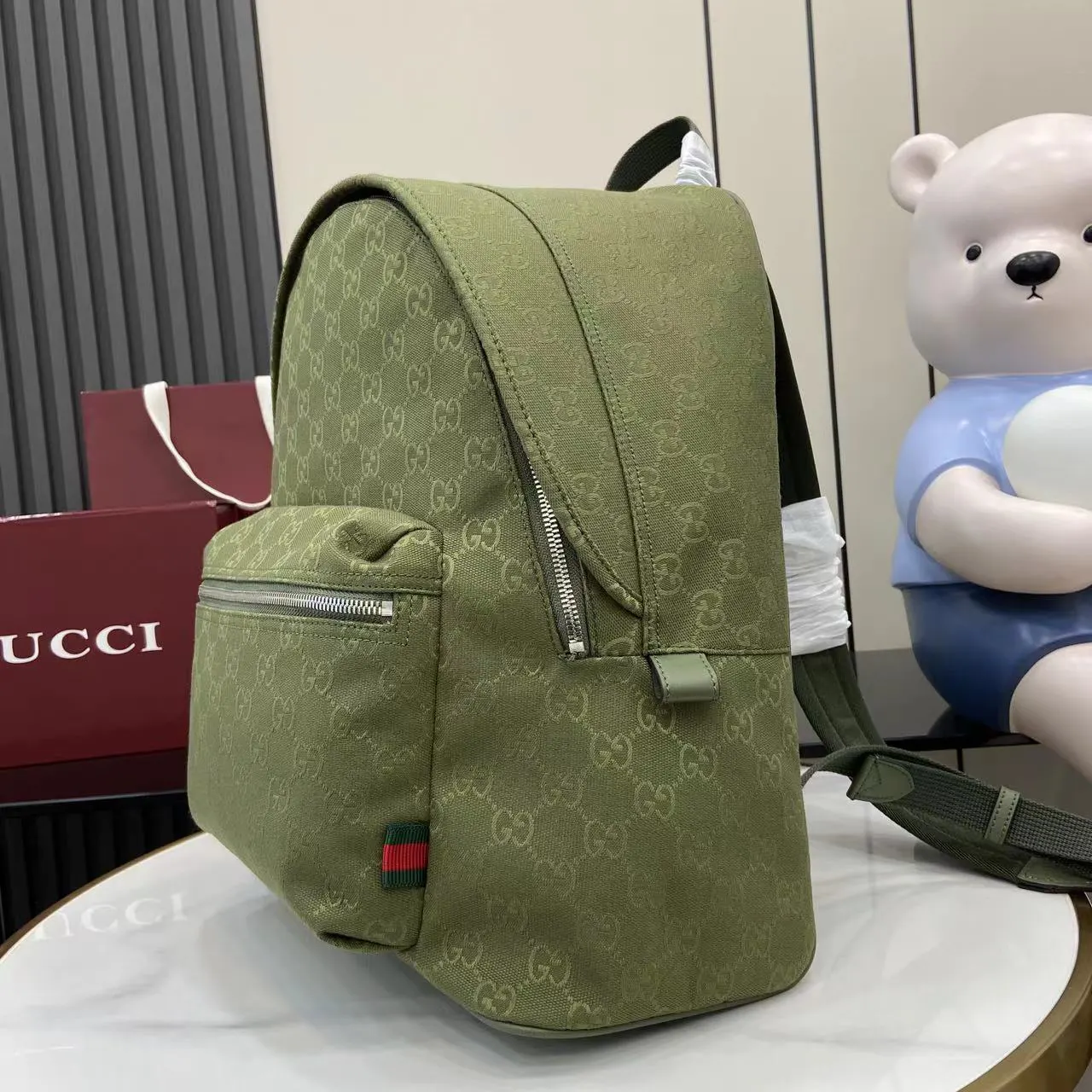 綠色 帆布 饰Gu ci标识中号 材质 防尘布袋 雙肩包 实用雙肩款