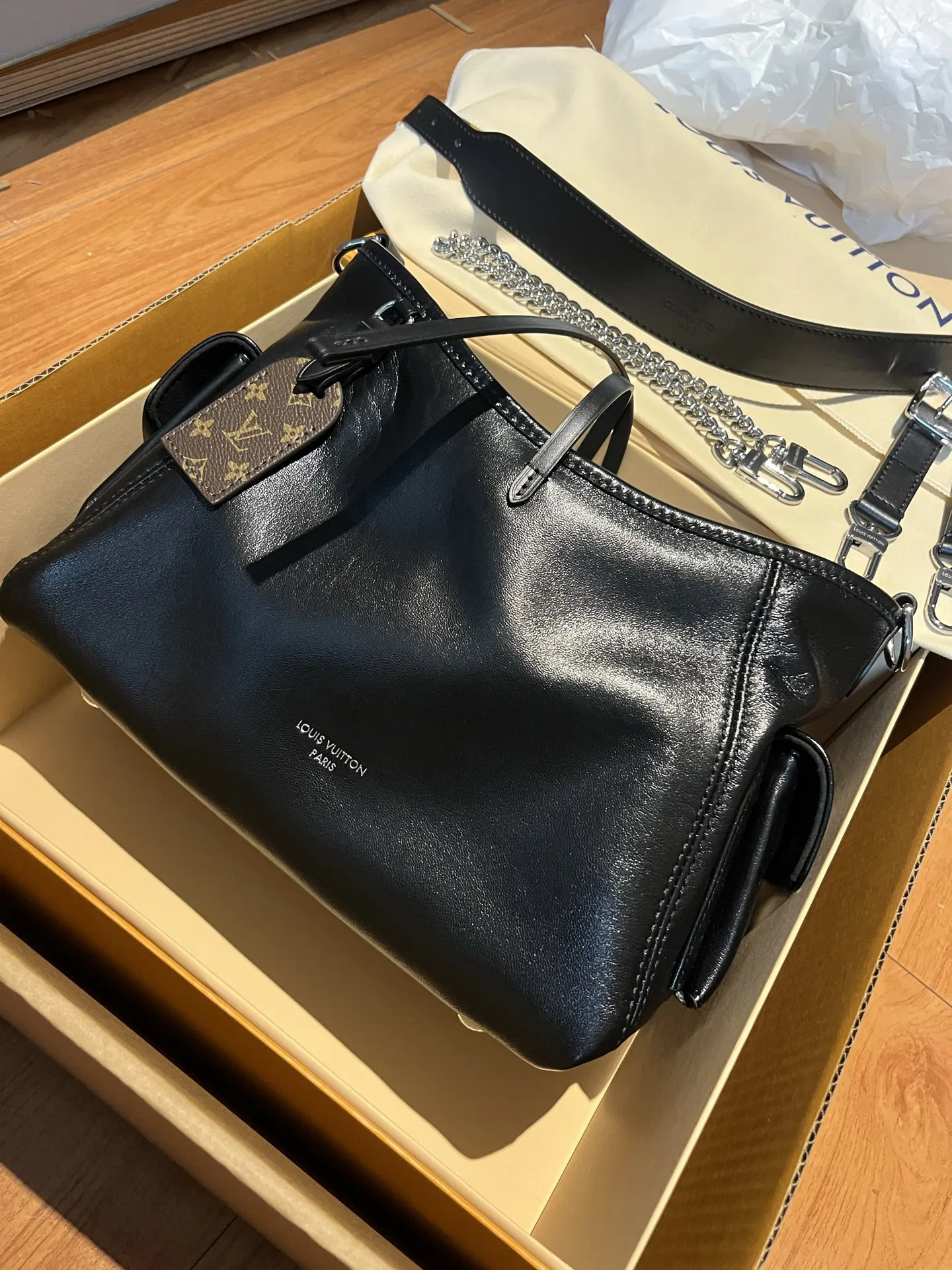 CarryAll 羊皮 水桶包 休闲水桶款