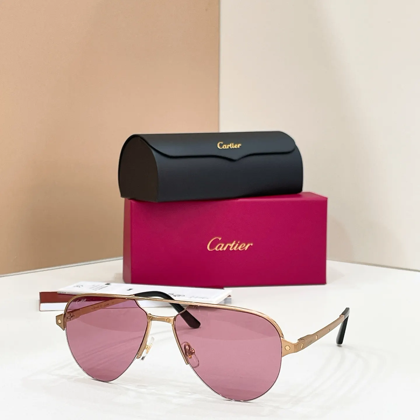 Cartier 墨镜 时尚防晒款 款17