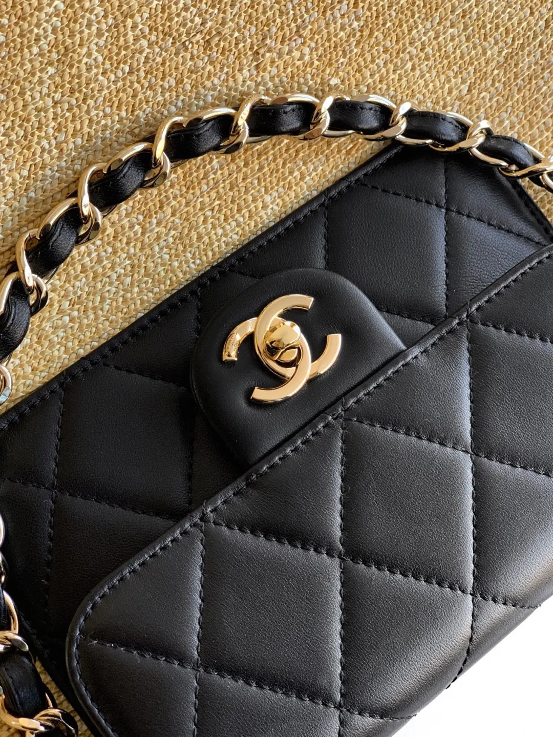 Black Chain Bag