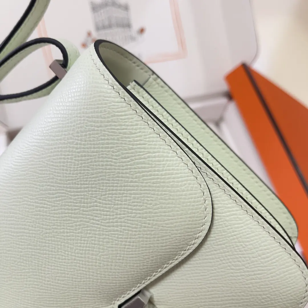 Hermès Constance 气泡绿 Epsom掌纹牛皮 斜挎包 19cm