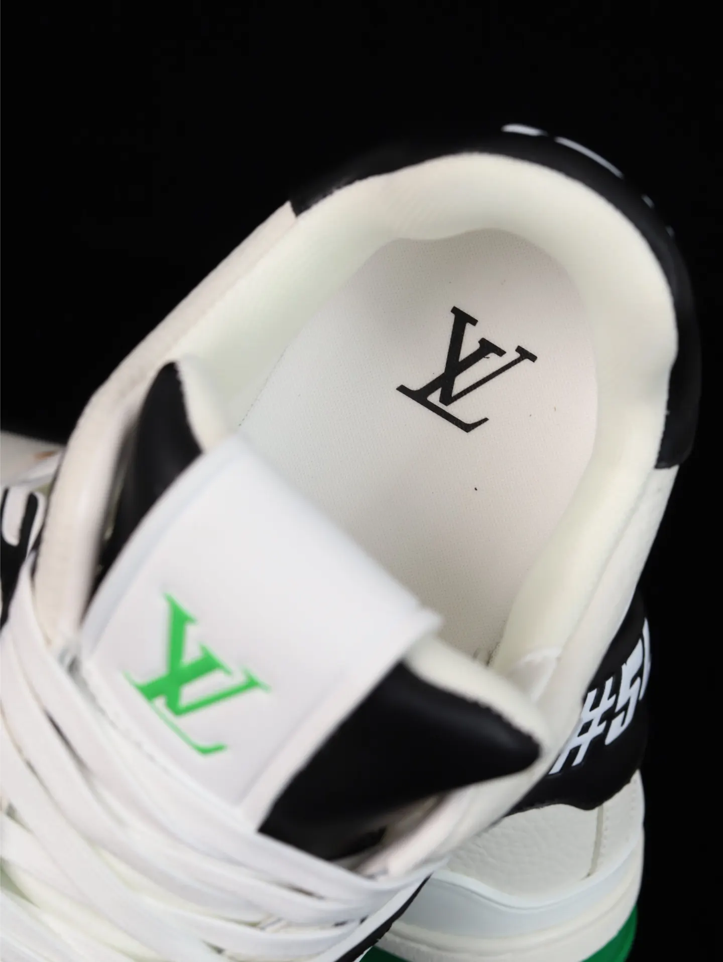 Louis Vuitton 运动鞋