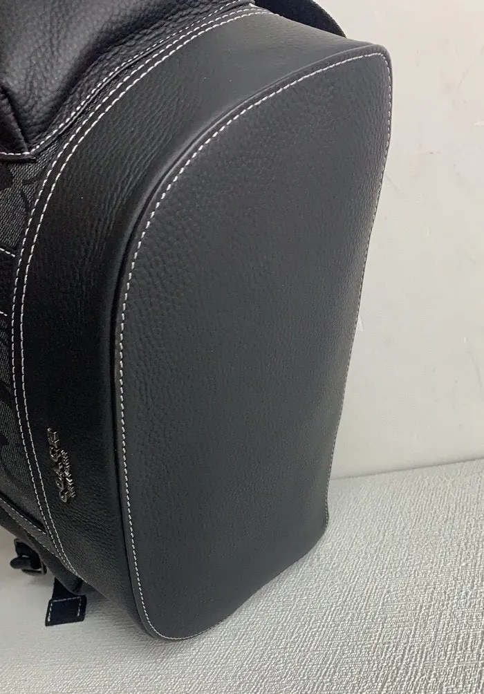Coach 老花 纯 十月 男士经 雙肩包 实用雙肩款
