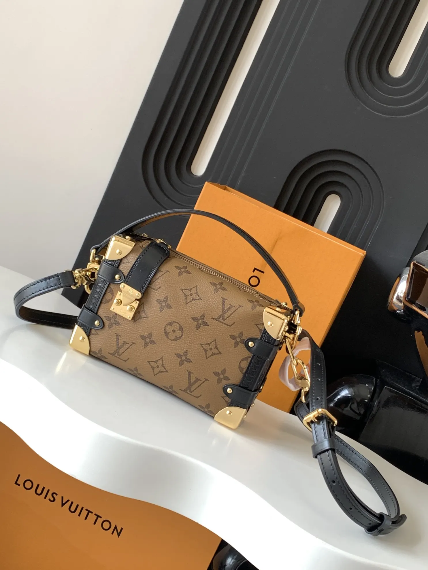 LV M47139 包袋 精选款