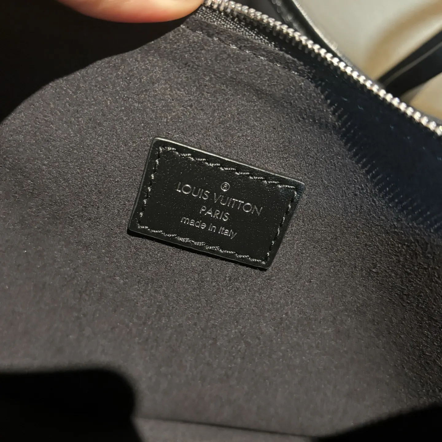 CarryAll 羊皮 中号羊皮 Dark中号 水桶包 休闲水桶款