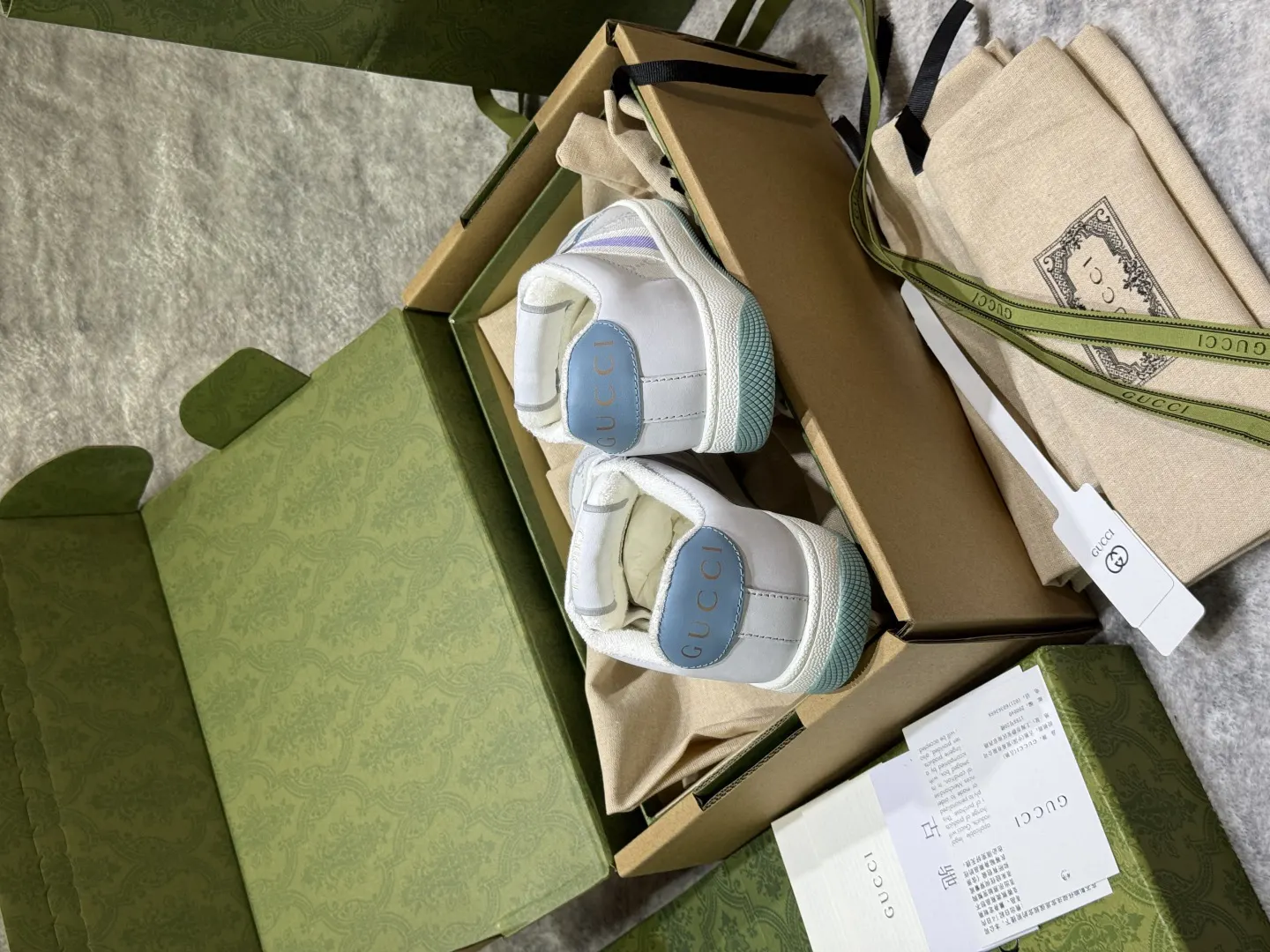 Gucci Logo休闲运动鞋