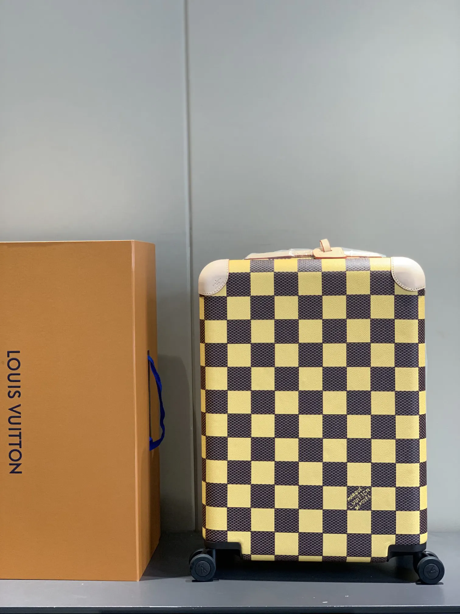 灰色 銀色 拉杆真皮包裹 行李箱 旅行拉杆款 輕便出行款