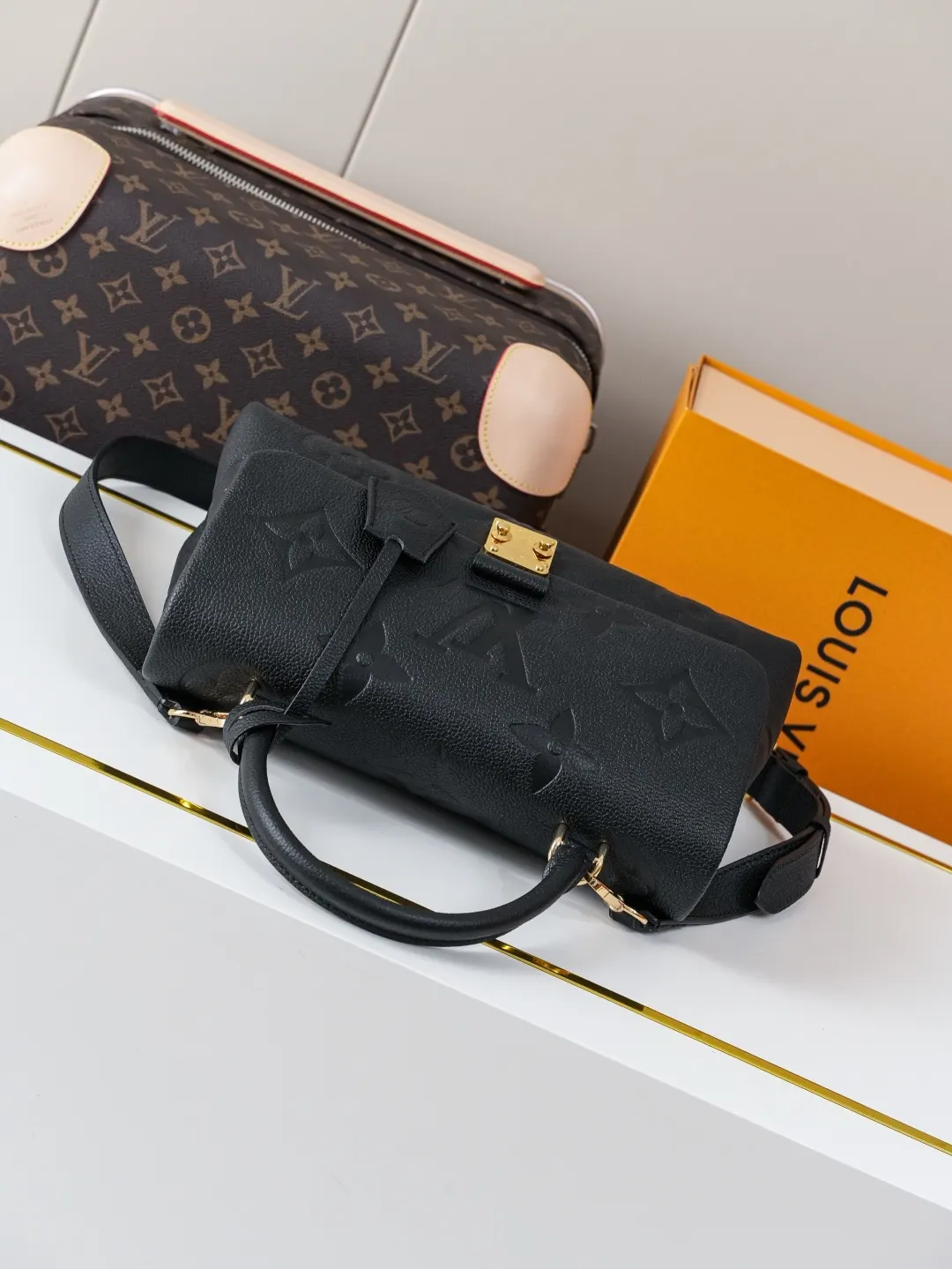 Organizer Pouch Travel Leather