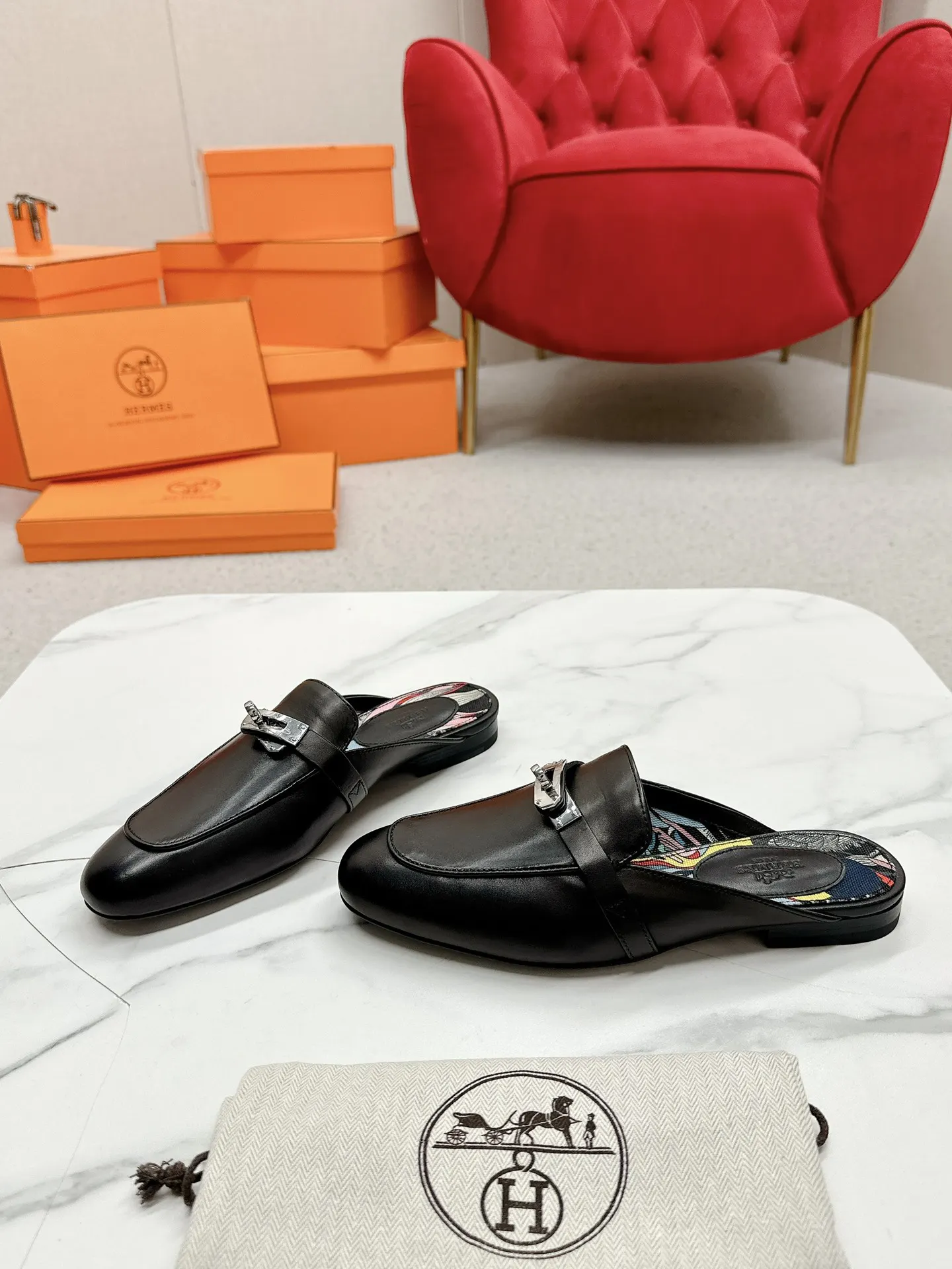 Hermès Leather Slides