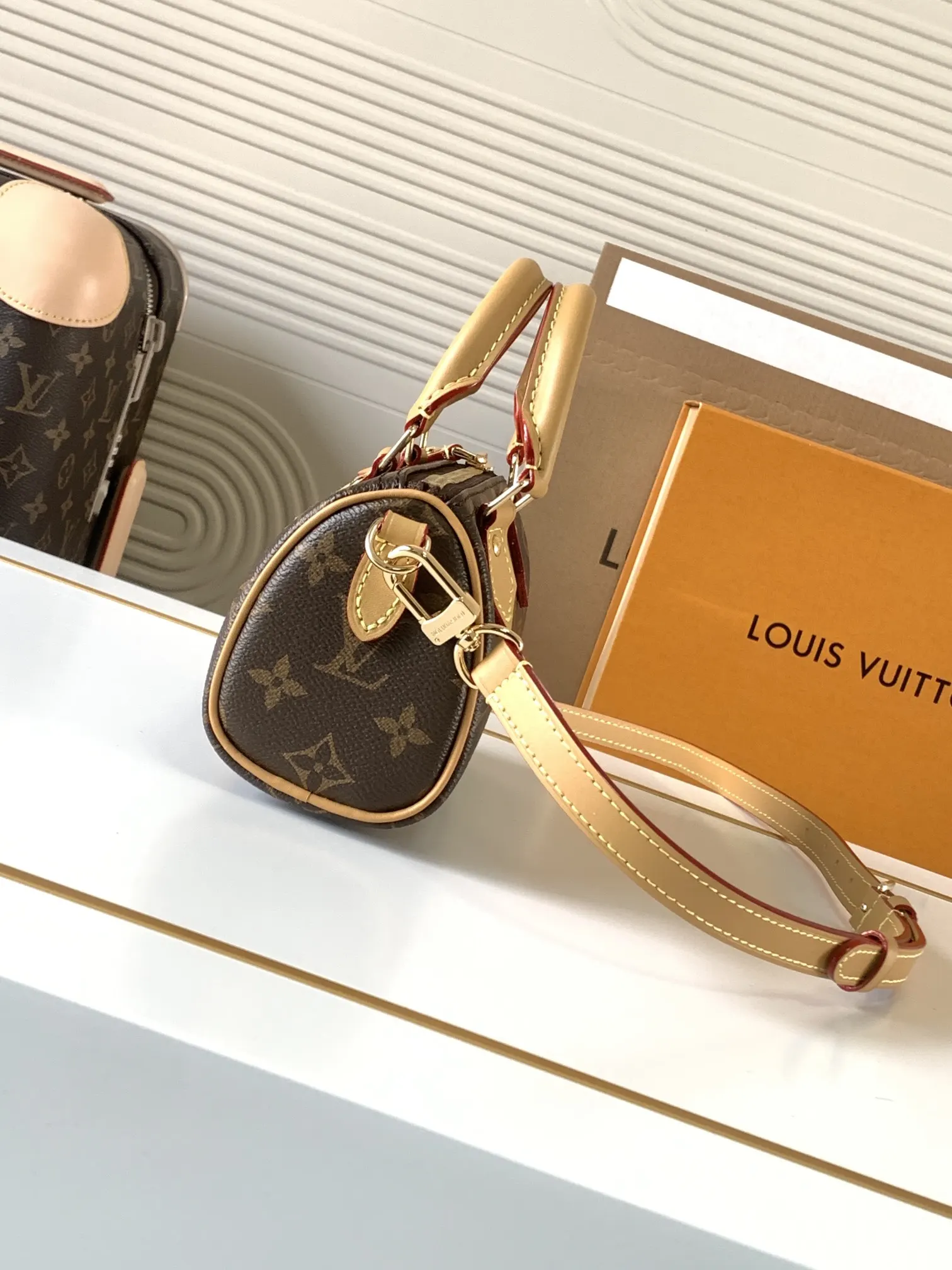 LV Speedy 老花 牛皮 收納包 旅行收納款