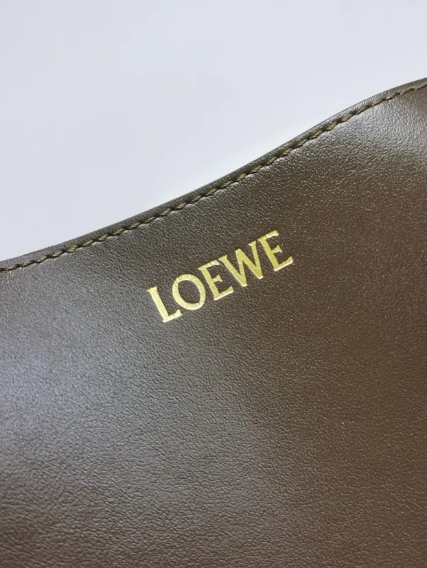 Loewe Puzzle 金色 牛皮 托特包 大容量托特款