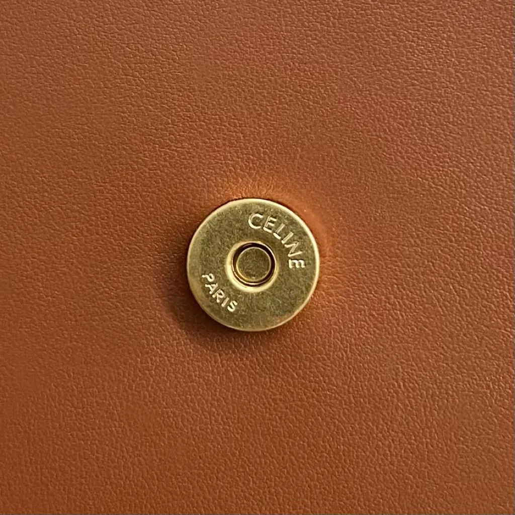 金色 小牛皮 水桶包 休閒水桶款