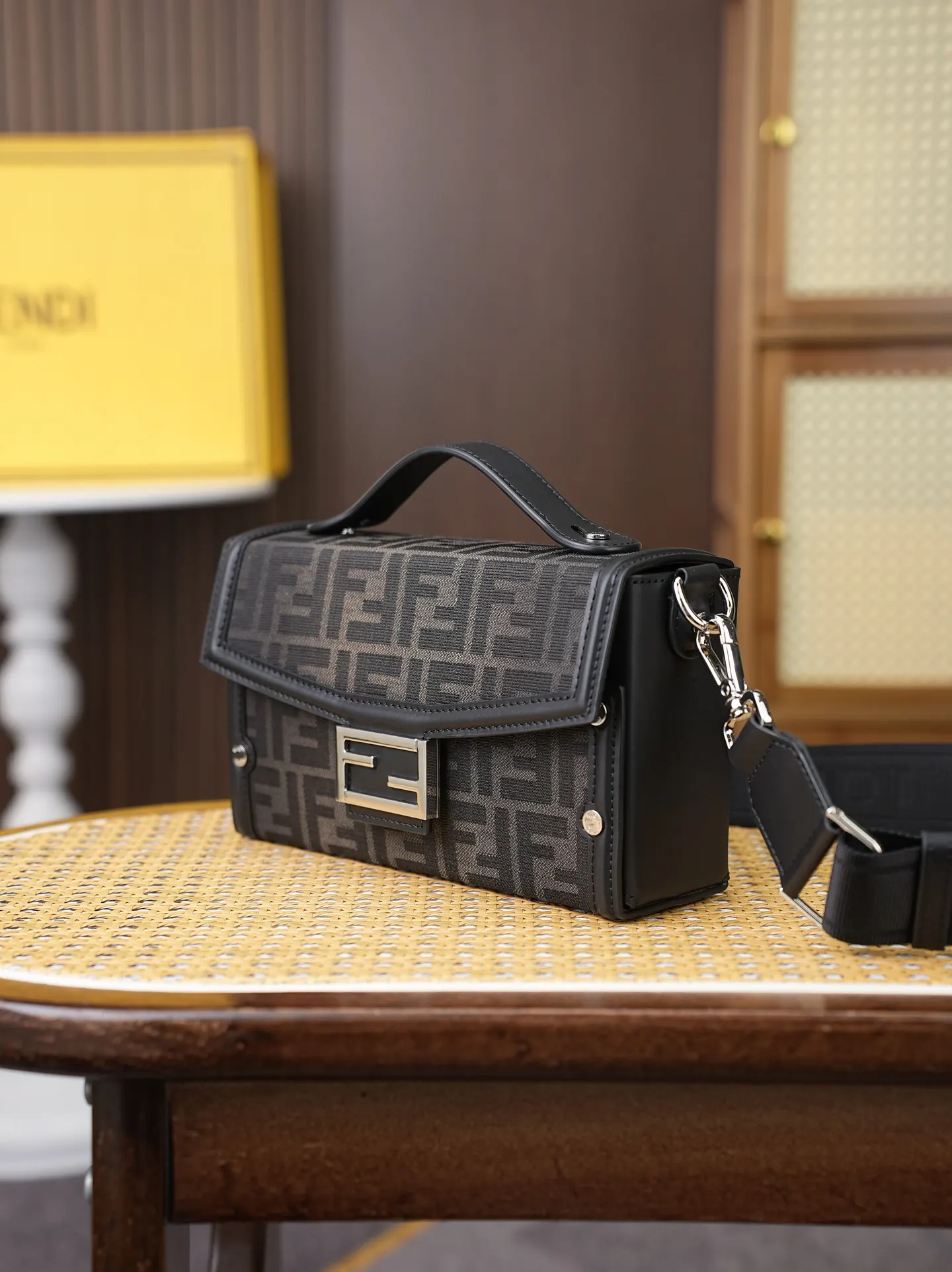 Top Handle Bag Commuter Leather
