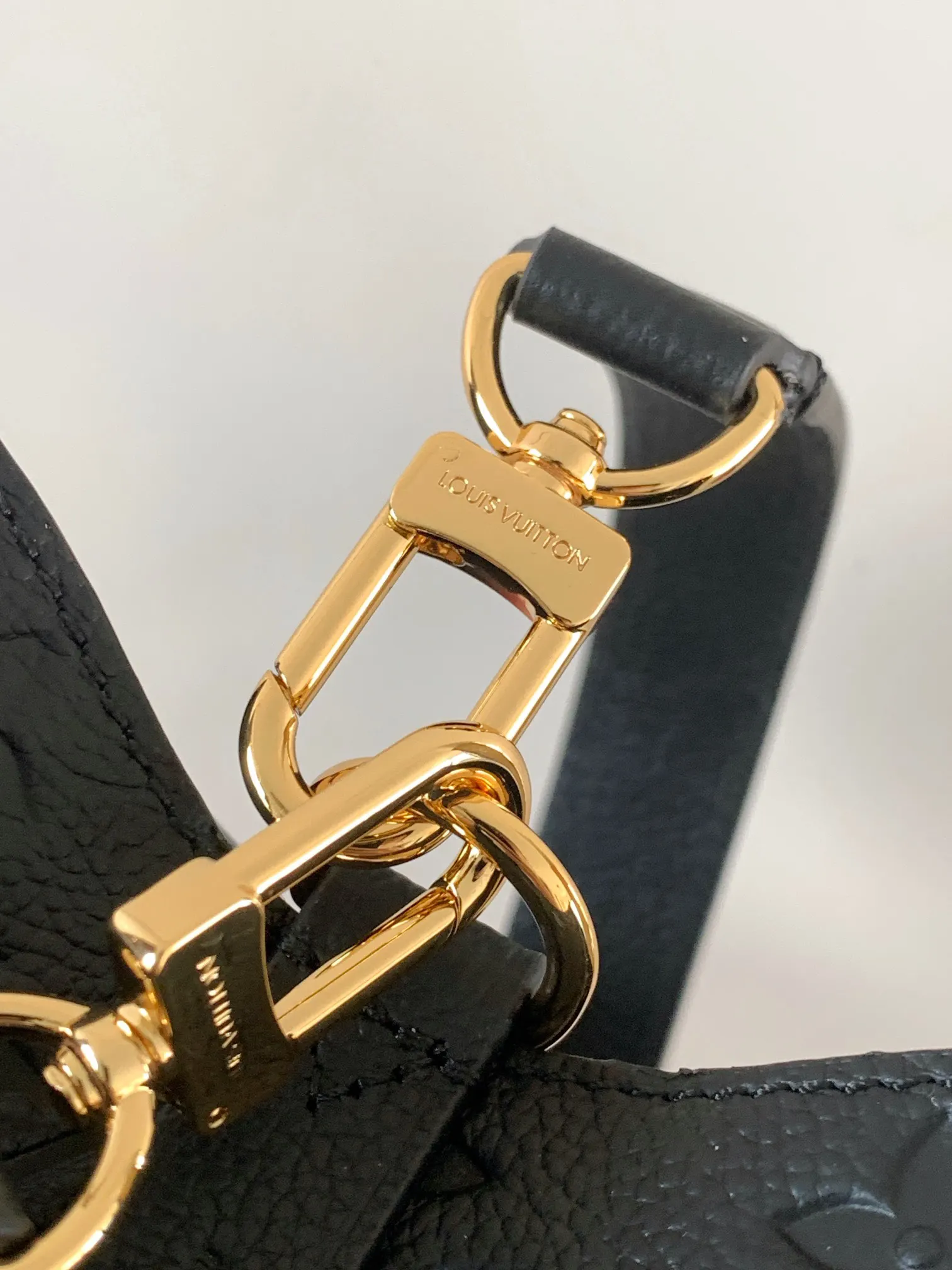 Louis Vuitton 蓝色双肩背包 休闲通勤