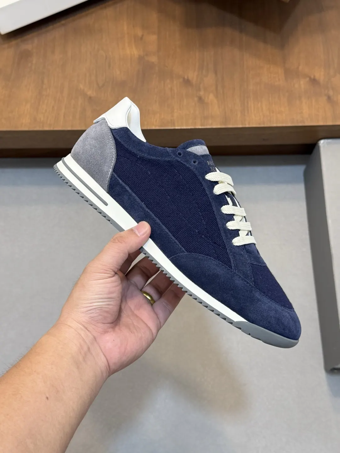 Brunello Cucinelli SS White Sneakers Casual Versatile Image 4 Brunello Cucinelli SS White Sneakers Casual Versatile Image 4
