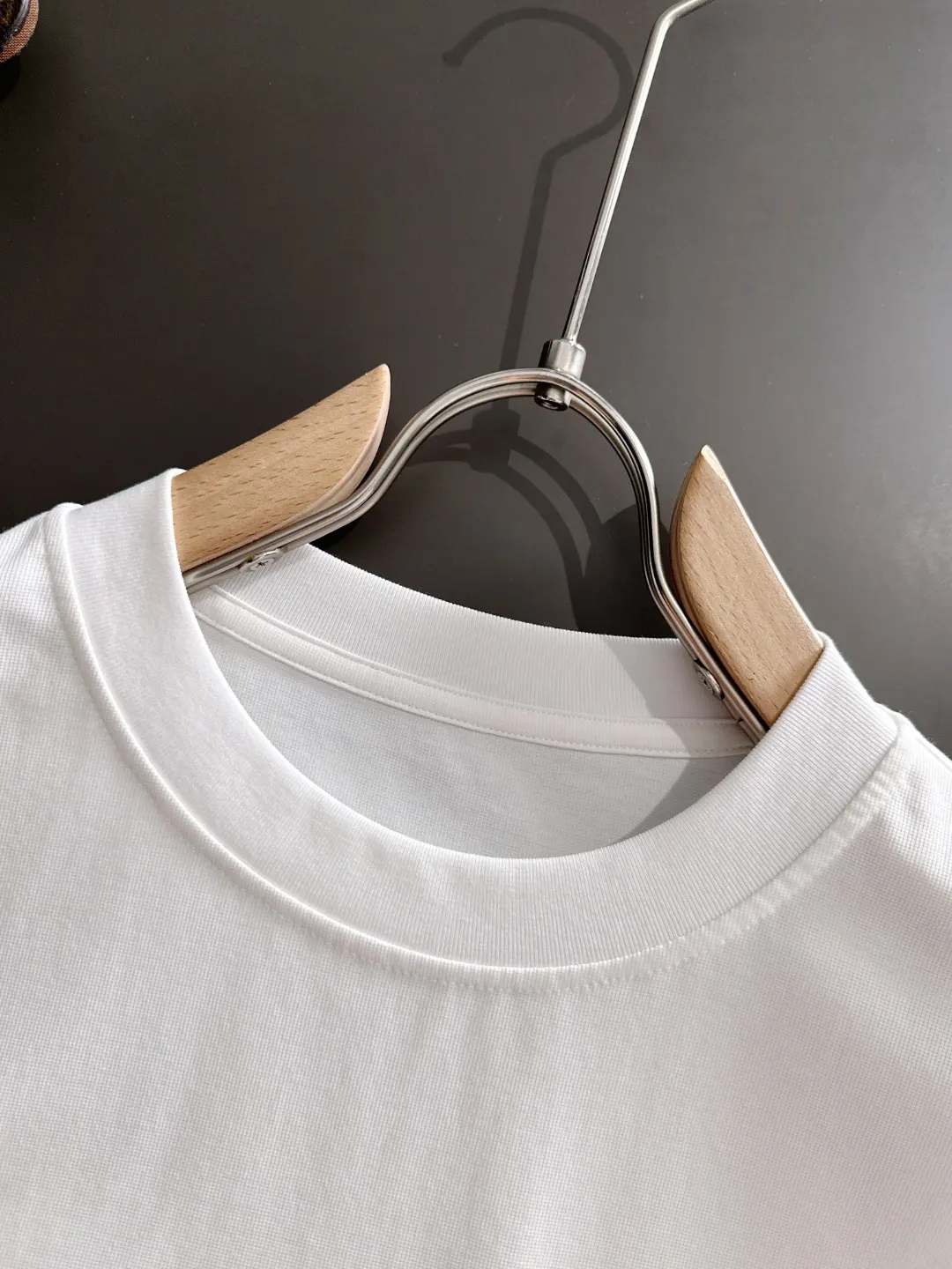 Burberry 2026 Spring Summer Short Sleeve T-Shirt Casual Versatile Style Image 3 Burberry 2026 Spring Summer Short Sleeve T-Shirt Casual Versatile Style Image 3